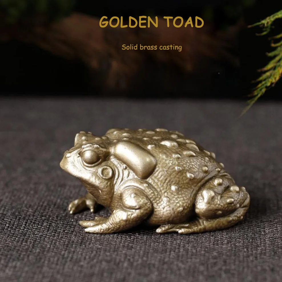 

Латунная маленькая золотистая лягушка, настольные украшения, ручка для чайного питомца, игрушка, фигурка животного из чистой меди, украшени...