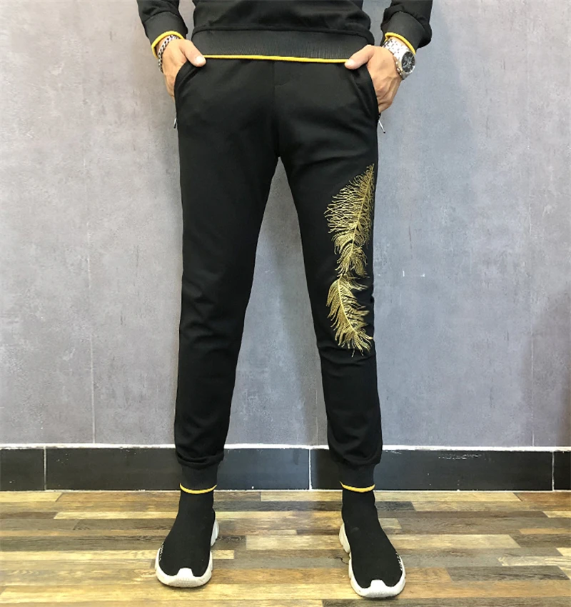 

2021 Autumn And Winter High Quality Personalized Hot Drilling Pattern Men's Fashion Slim Comfortable Two-Piece