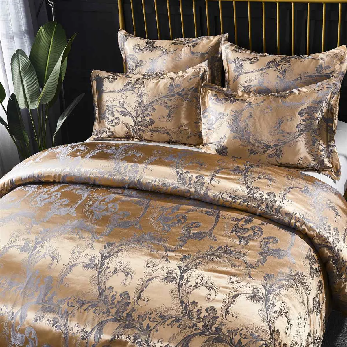 

Luxury Jacquard Bedding Set King Queen Size 2/3 Bed Linen Silk Duvet Cover Set Pillowcases