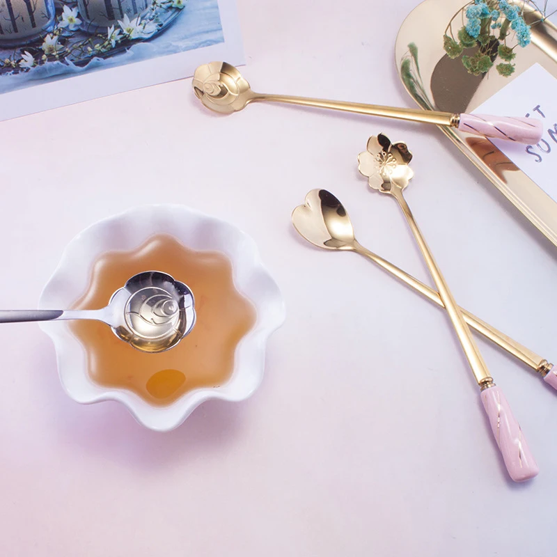 

Творческий цветок Форма нержавеющая сталь для ложек Кофе Чай помешивая ложкой десертная ложка для мороженого дома Кухня столовая посуда