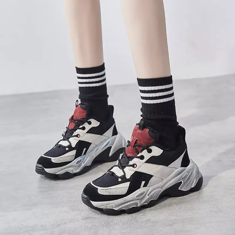 Женские массивные кроссовки на платформе 5 см женская обувь толстой подошве