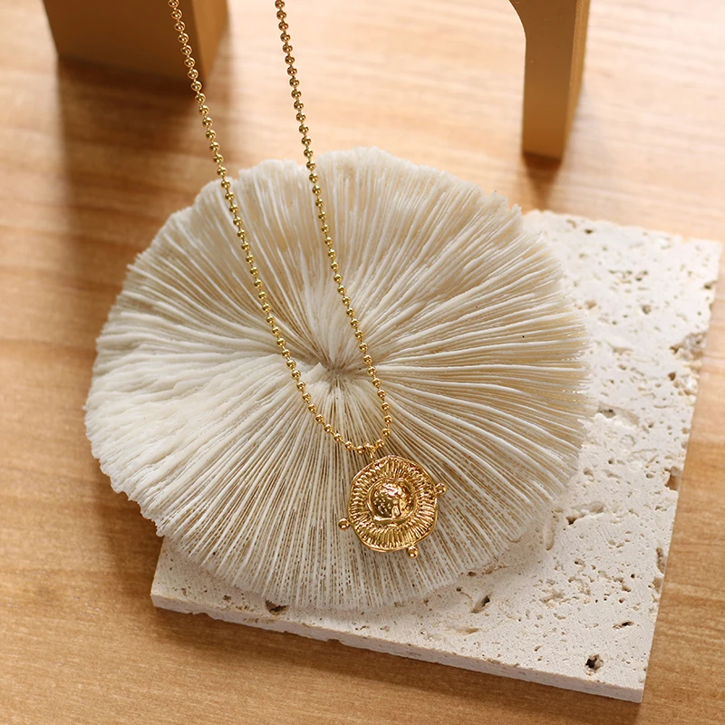 

2021 New Stainless Steel Irregular Round Gold Necklace For Women Vintage Beads Chain Minimalist Sunflower Pendant Necklace Gift