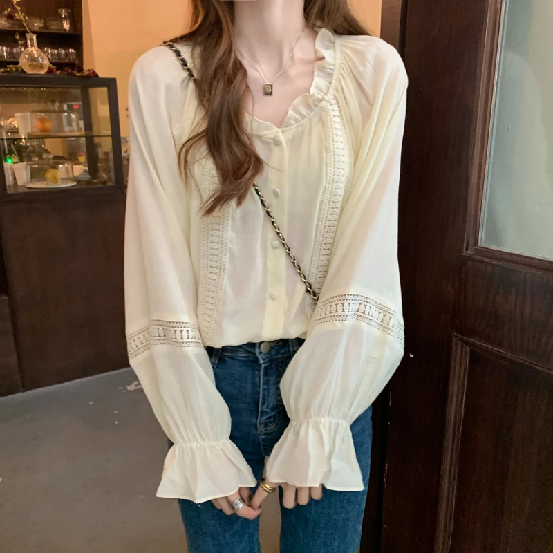 

Ladies Tops Korean Clothes Sweet Style O-neck Flare Sleeve Fashion Brand Women's Clothing Blouses Loose Shirts Autumn New