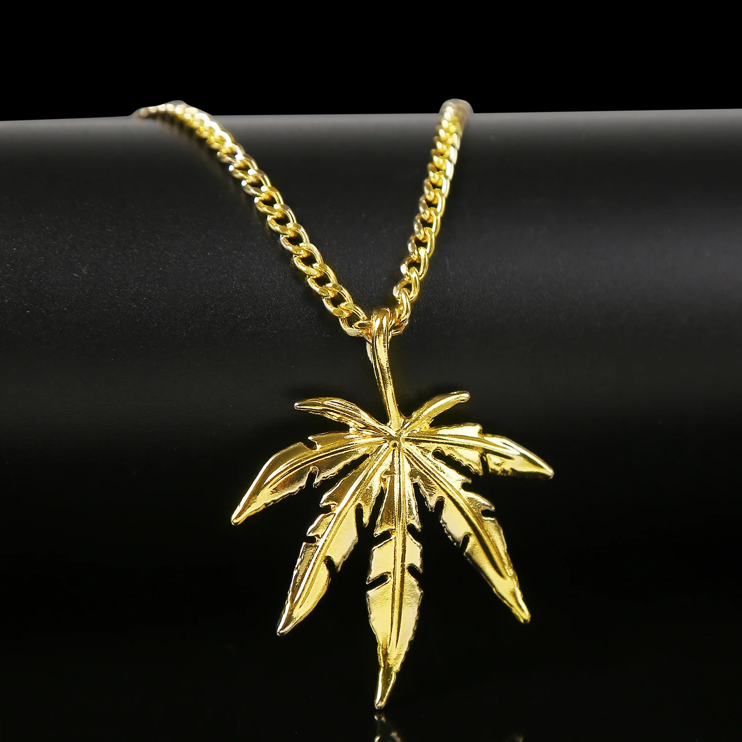 

2021 New Accessories Trendy Hip Hop Men's Necklace Letters European and American Men's Hip Hop Pendant Jewelry