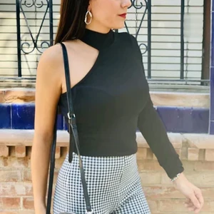 Женская водолазка на одно плечо, модный вязаный свитер, Элегантные вязаные свитера, тонкие милые пуловеры, женские топы