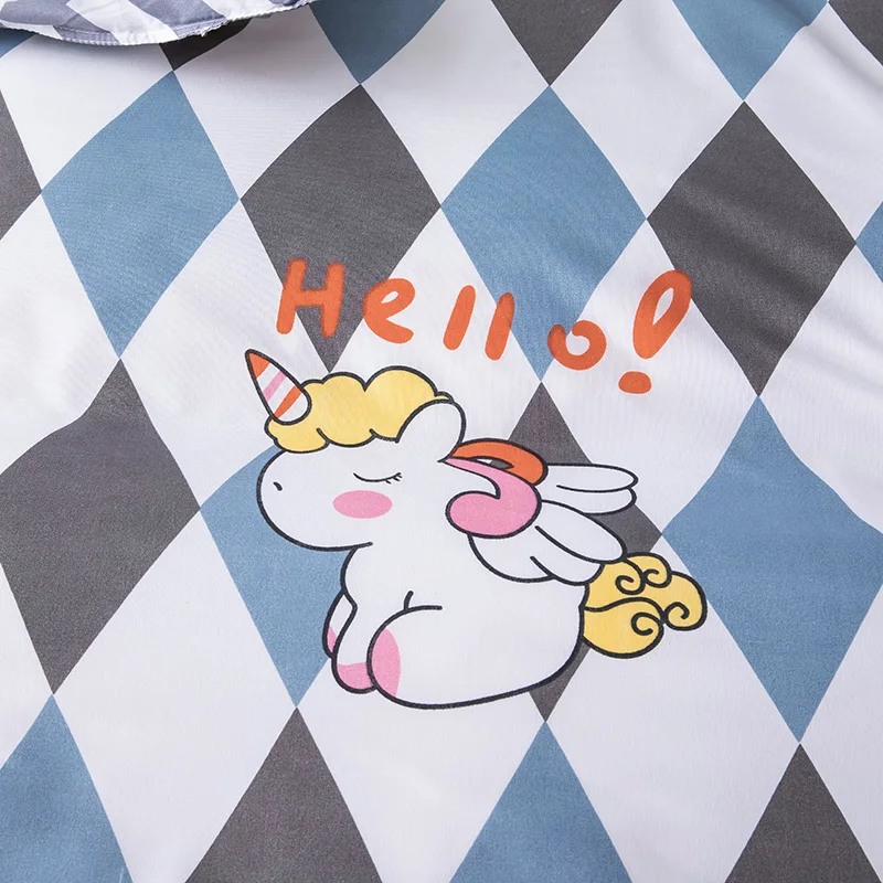 Комплект постельного белья в клетку с радужным единорогом | Дом и сад