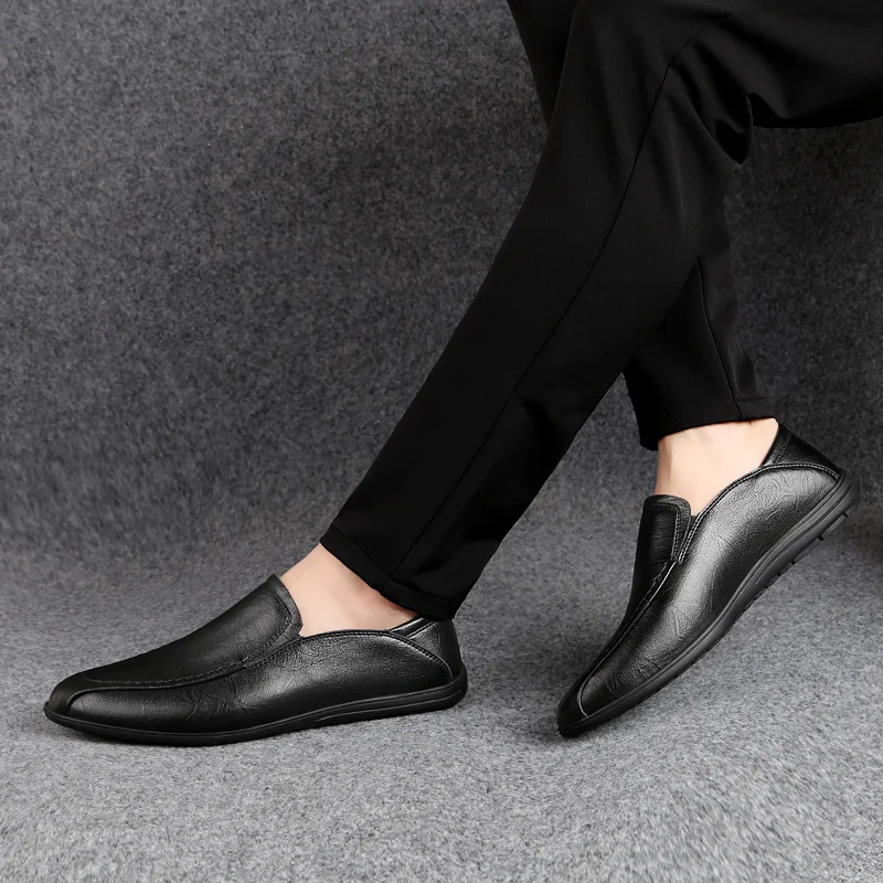

Comfortable Men Casual Shoes Loafers Men Shoes Soft Split Leather Shoes Man Flats ashion Moccasins Slip on Shoes British Style