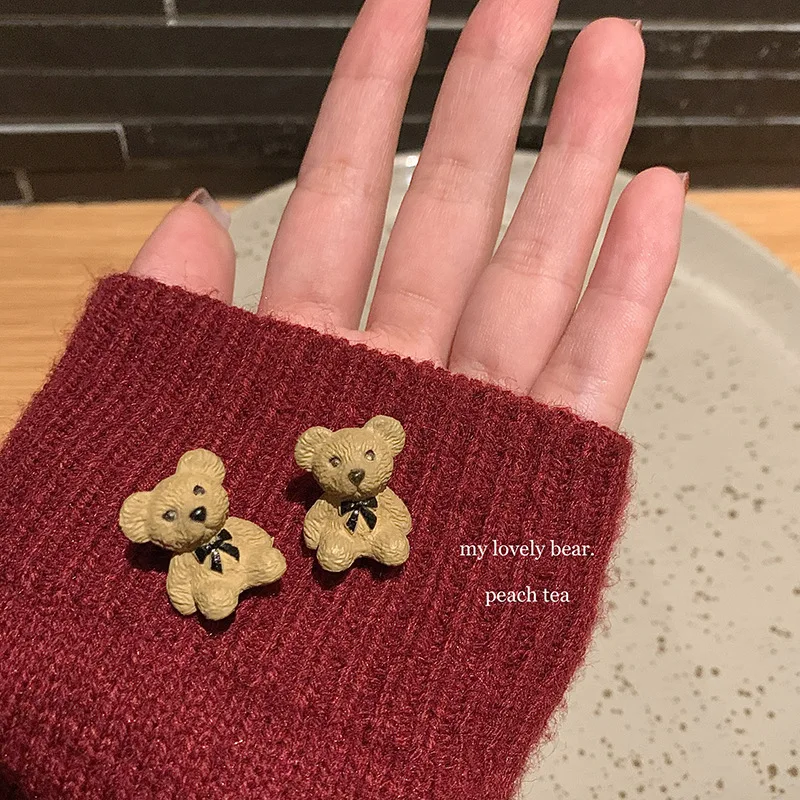 

Fashion Three-Dimensional Bear Earrings Female Niche Design Sense Animal Earrings Cute Girl Japanese Student Retro Earrings