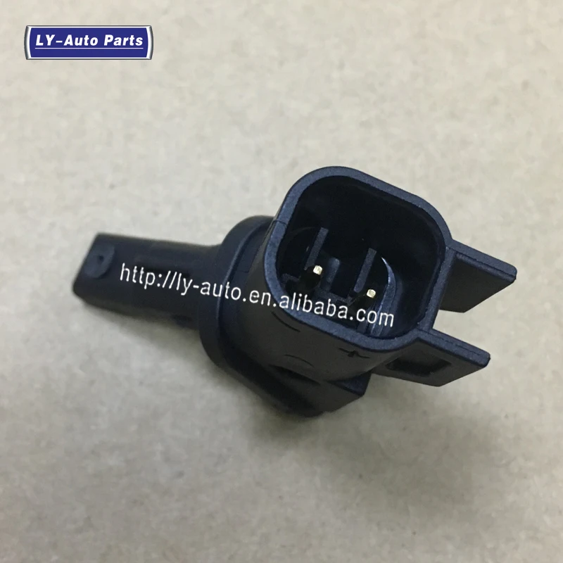 Датчик скорости колес 3M5T2B372AB BP4K43701A 1223620 9475557 для Ford CMax Focus Kuga Mondeo Volvo C30 C70 S40 V50 Mazda ABS |