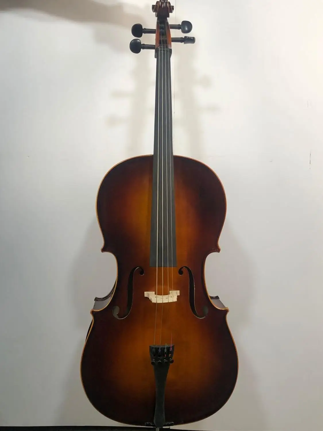 

3/4natural color cello + box + bow + rosin box