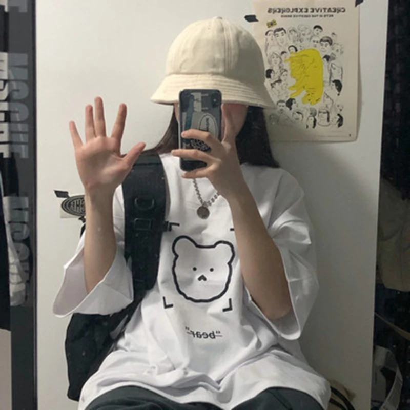 

Женская футболка с коротким рукавом, белая свободная футболка большого размера в Корейском стиле с принтом медведя, лето 2021