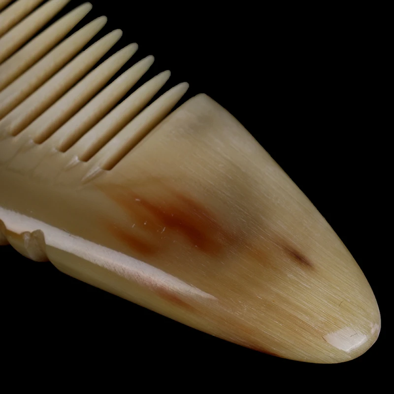 

1pc Natural Ox Horn Anti-Static Massage Hair Comb With Handle Hair Styling Tool for Salon Hairdressing Styling