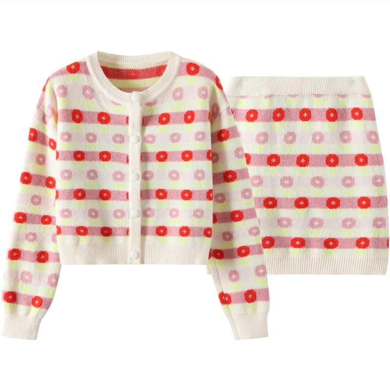 

Spring and Autumn Women's Short Skirt Two-piece Knitted High Waist Top Short Skirt Set Fashion 2021 New