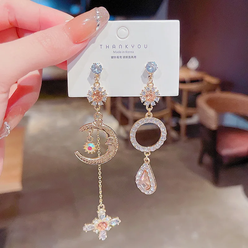 

Korean Asymmetric Rhinestone Geometric Drop Earrings for Women Fashion Gold Color Long Pendant Earrings Girls Party Jewelry Gift