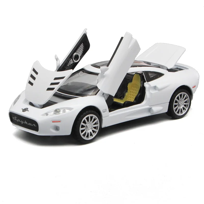 Модель автомобиля SPYKER C8 из металлического сплава 1:32 | Игрушки и хобби
