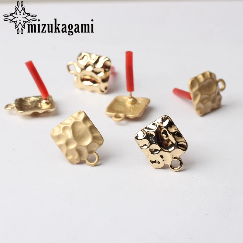 Основа для сережек и коннекторов из цинкового сплава Золотая Рябь квадратной