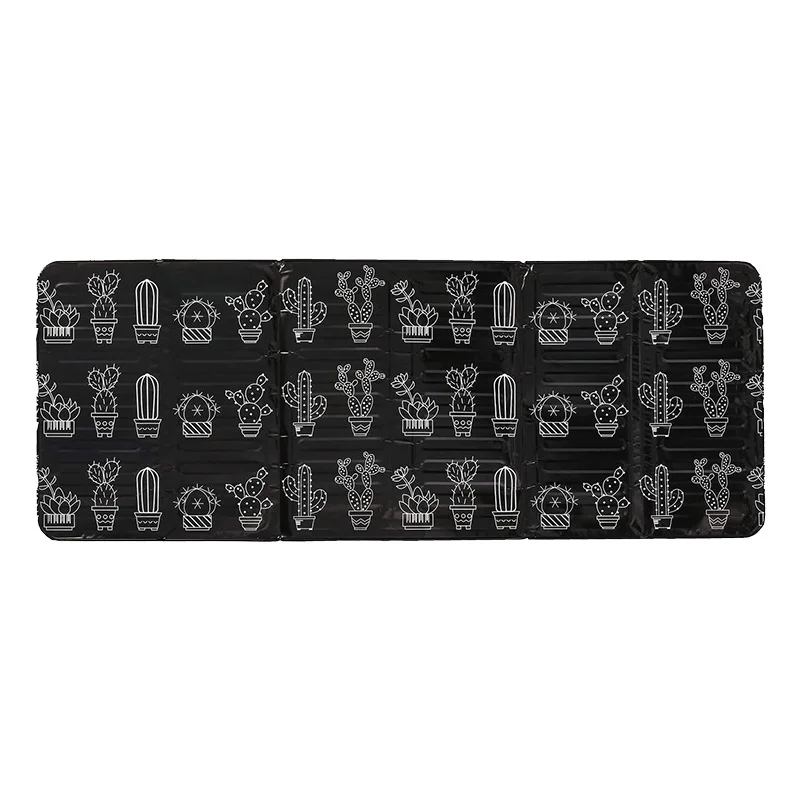 В скандинавском стиле масляная перегородка кухонная плита с защитой от брызг