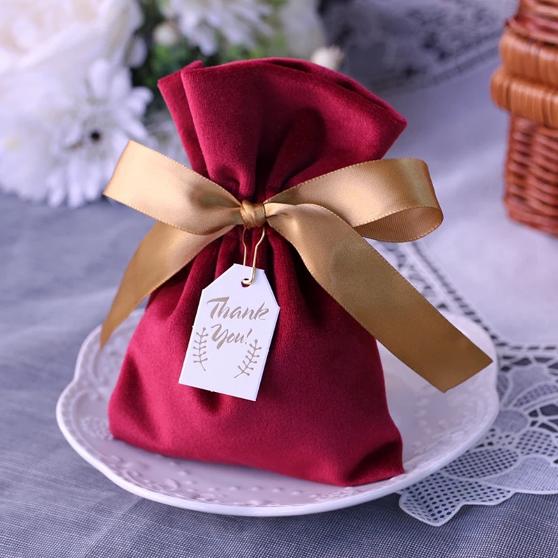 

30Pcs/Lot Wedding Candy Box Pink /Red Velvet Cloth Gift Wrap Chocolate Bag With Ribbons Christmas Party Supplies