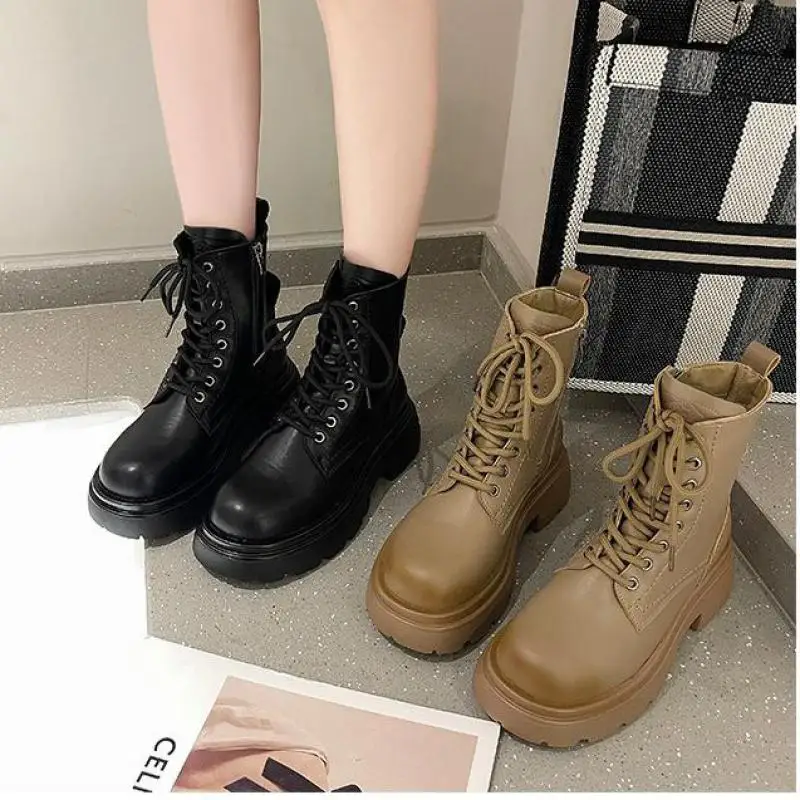 Short women's winter European fashion belt buckle round toe platform shoes ankle sexy motorcycle boots increase
