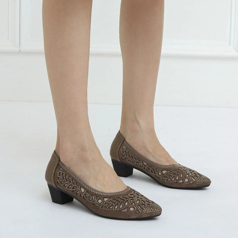 

CEYANEAOMesh sandals hollow single shoes 2021 summer new medium thick heel comfortable women's shoes pressure drill fashion shoe