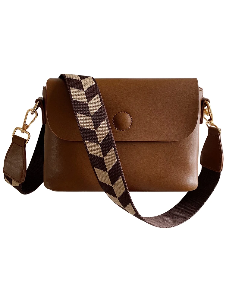 

Western style retro small square bag female simple fashion bag female wild wide shoulder strap shoulder messenger bag