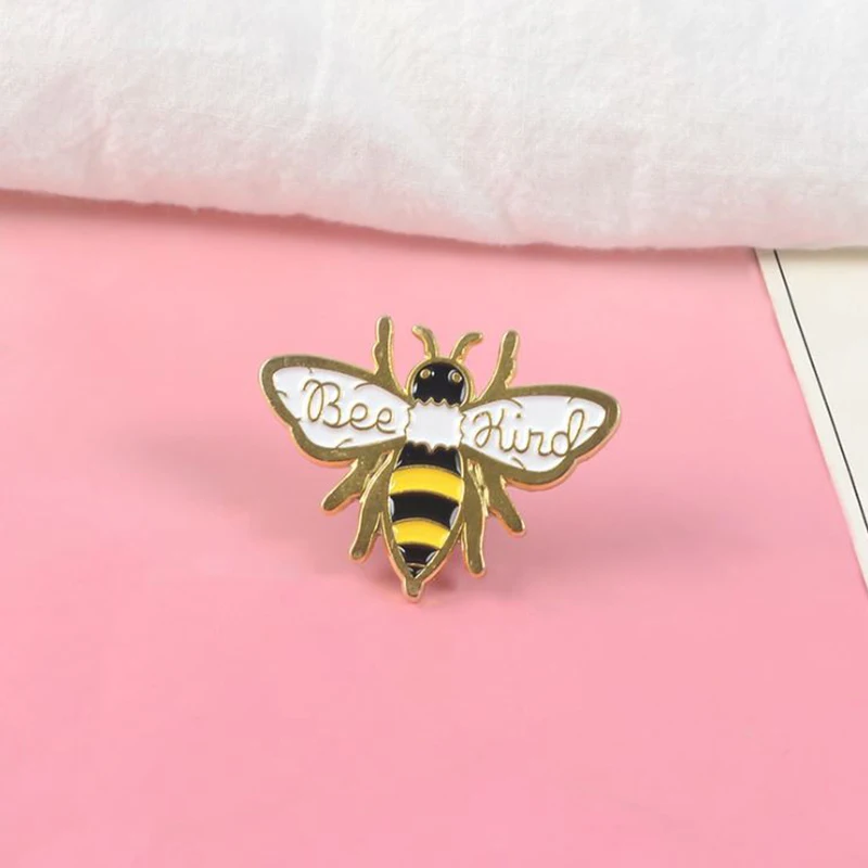 

Brooch Cartoon Animal Shape Flamingo Bee Dragonfly Pattern Stylish Breastpin Brooch Pin Jewelry Accessories Decor Brooches
