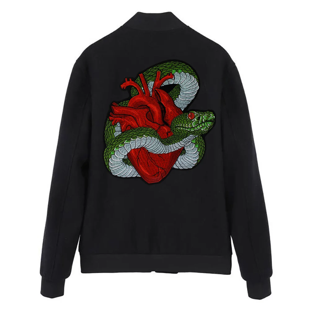 Большая змея вокруг Красного сердца вышитые патчи для куртки одежды наклейки