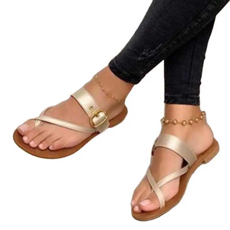 

2020 Women Summer Slippers Fashion Buckle Flip Flops Slippers Solid Women Shoes Casual Flats Beach Ladies Plus Size