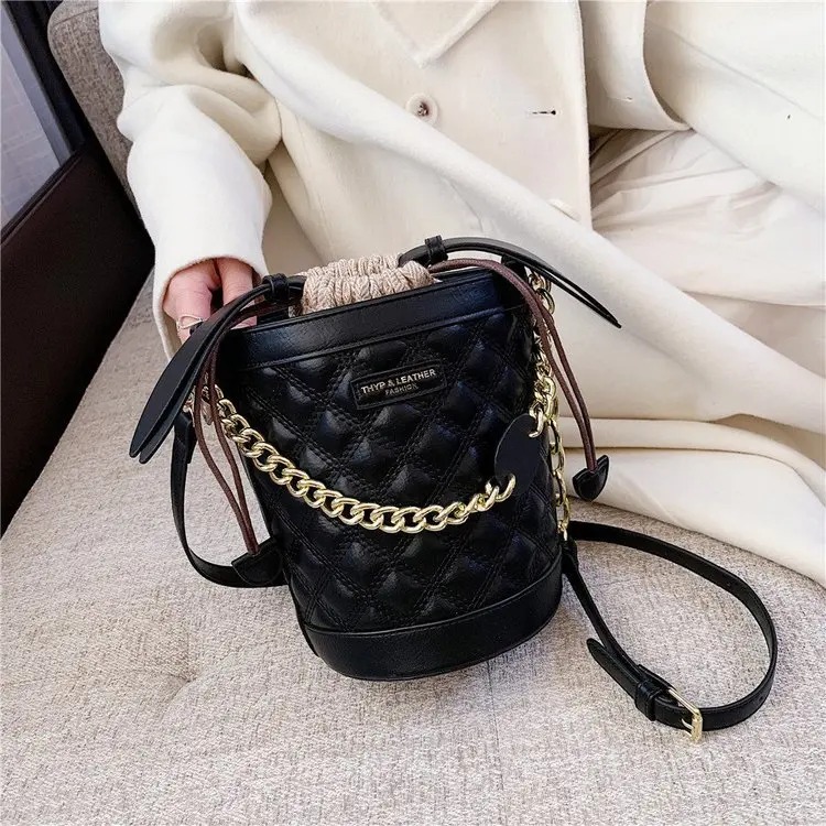 

Brand design luxury ladies bucket PU shoulder bag single shoulder large capacity messenger broadband female solid color handbag