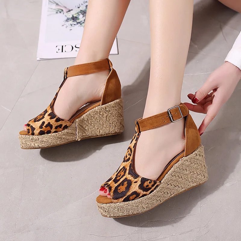 

2021 Fashion Summer Platform Sandals Women Flat Sandal Wedges Shoes Casual Woman Peep Toe Ladies Platform Sandals