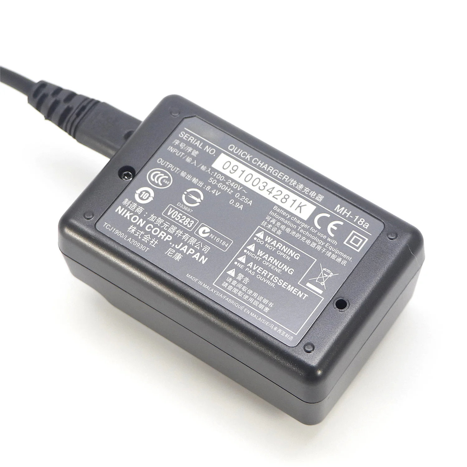 

MH-18A MH18a Batteries Charger For Nikon EN-EL3a EN-EL3e Battery D70 D80 D90 D300 D700 Camera DC 8.4V 0.9A