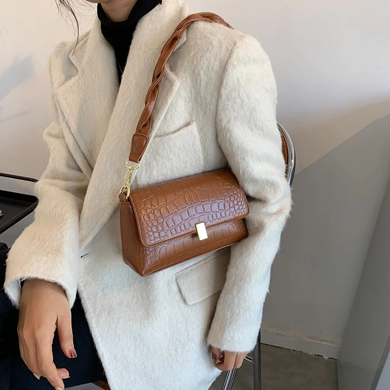 

Crocodile Pattern Small Square Crossbody Bags For Women 2020 Autumn And Winter Solid Color Leather Shoulder Bag Ladies Handbags