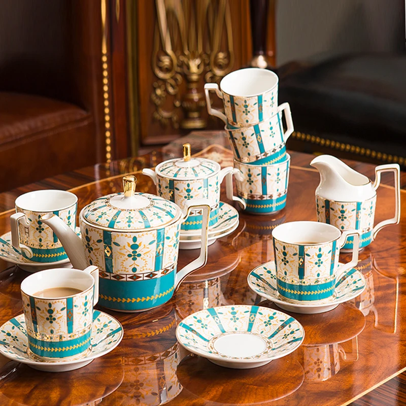 

Роскошные кофейные чашки, набор высококачественных чайных чашек из костяного фарфора, посуда для британского послеобеденного чая, чайный ч...