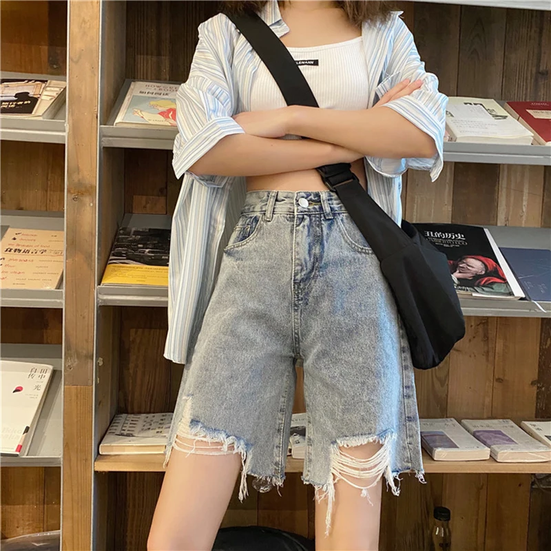 

SURMIITRO 2021 Summer Blue Denim Shorts Women Korean Style Fashion Ripped Hole Capris High Waist Jeans Female Short Pants