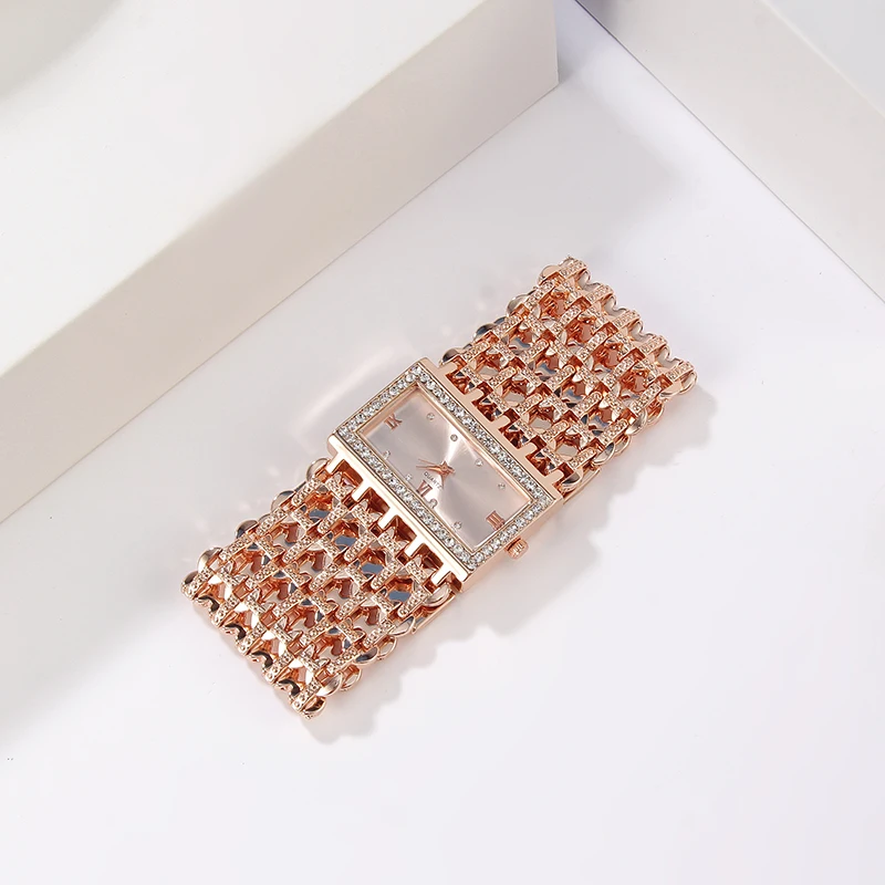 Часы наручные женские с браслетом модные роскошные золотистые ремешком |