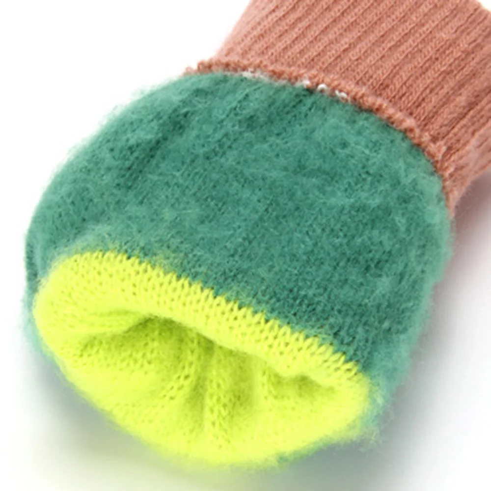 

Gloves & Mittens