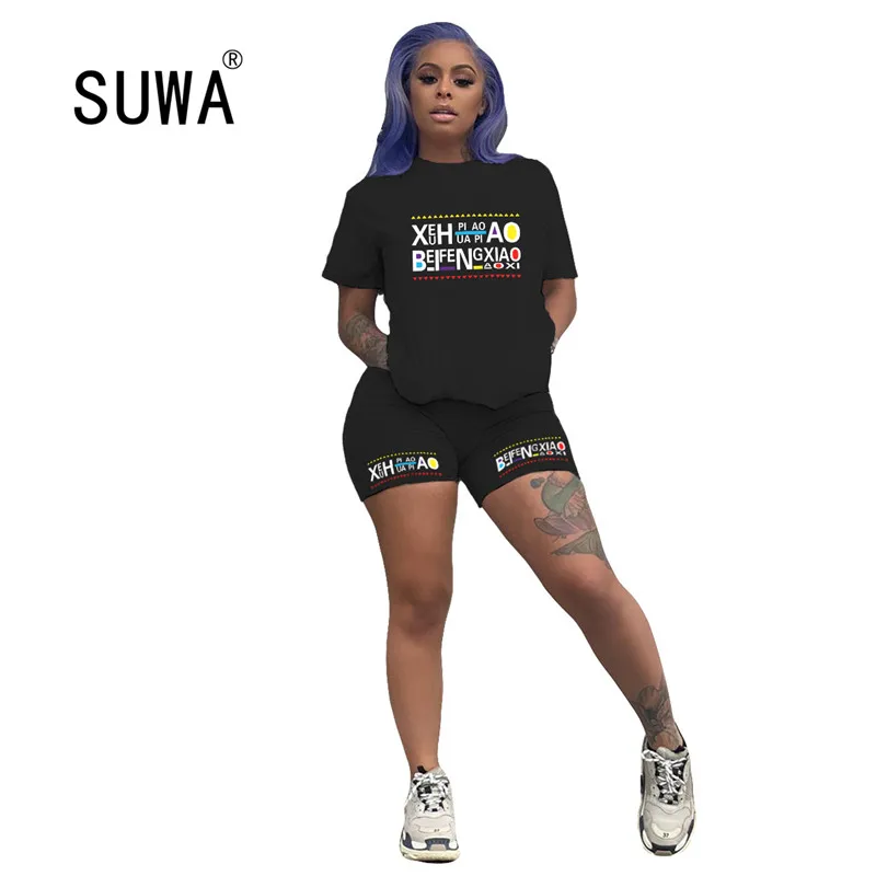 

Женский спортивный костюм из двух предметов, футболка с коротким рукавом и велосипедные шорты