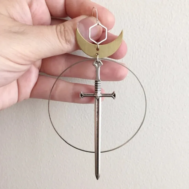 Готические массивные Серьги Moon Excalibur большое кольцо меч классические