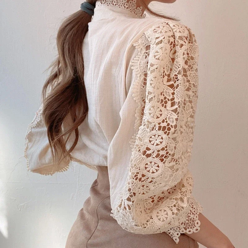 

Whole Petal Sleeve Stand Collar Hollow Out Flower Lace Patchwork Shirt Femme Blusas All-match Women Blouse Chic Button White Top