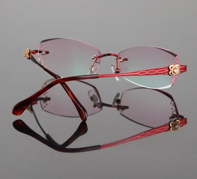 Оправа для женских очков из чистого титана с красивой отделкой очки без оправы