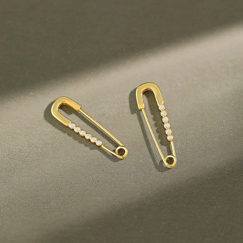 

Серьги-гвоздики женские из серебра 925 пробы, с кристаллами