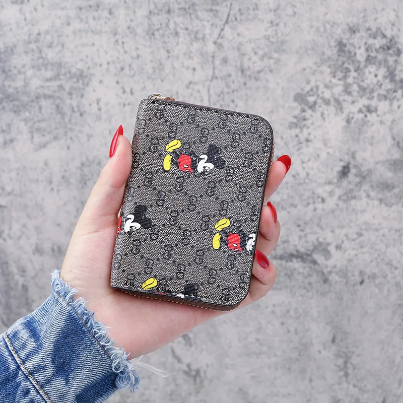 

2021 Disney New Mickey Zipper Large-capacity Anti-theft Card Holder Fashion Casual Ladies Wallet Cartoon Cute Girl Coin Purse