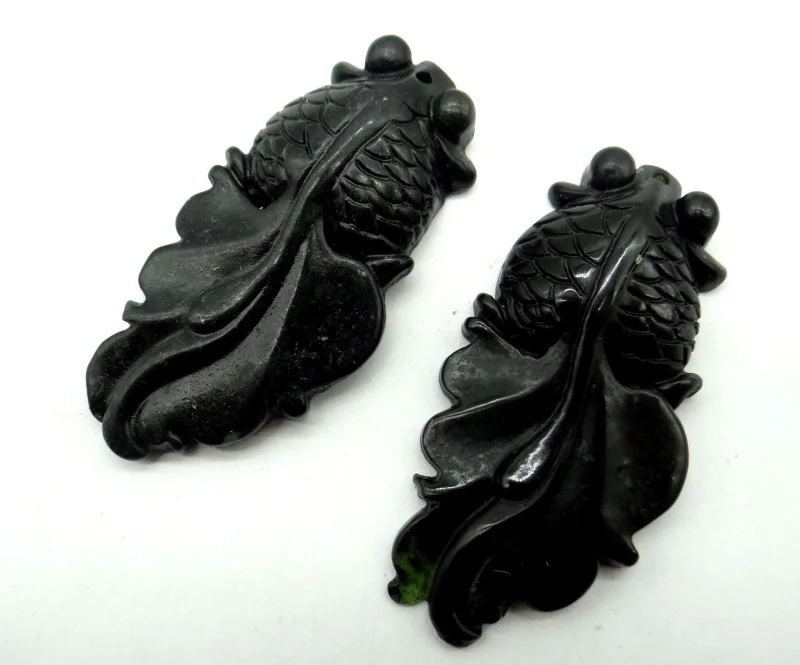 Оптовая продажа натуральный камень китайский ручная резка статуя рыбы амулет