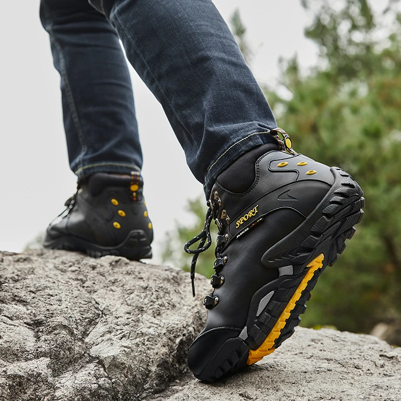 Brand Mens Genuine Leather Hiking Walking Shoes Waterproof Outdoor Climbing Camping Men Boots Winter Mountain Trekking Boots Men