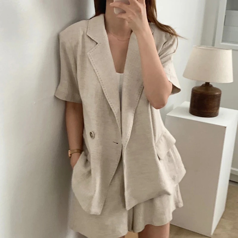 

GALCAUR Casual Shorts For Women High Waist Loose Solid Button Straight Elegant Short Pants Female 2021 Summer Clothing Fashion