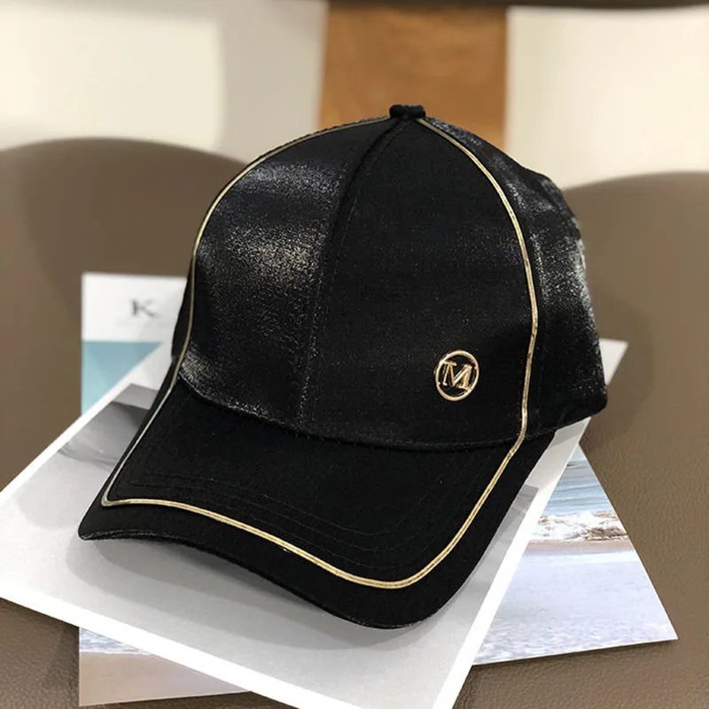 Бейсболка женская однотонная регулируемая уличная Кепка с вышивкой надписью M/D