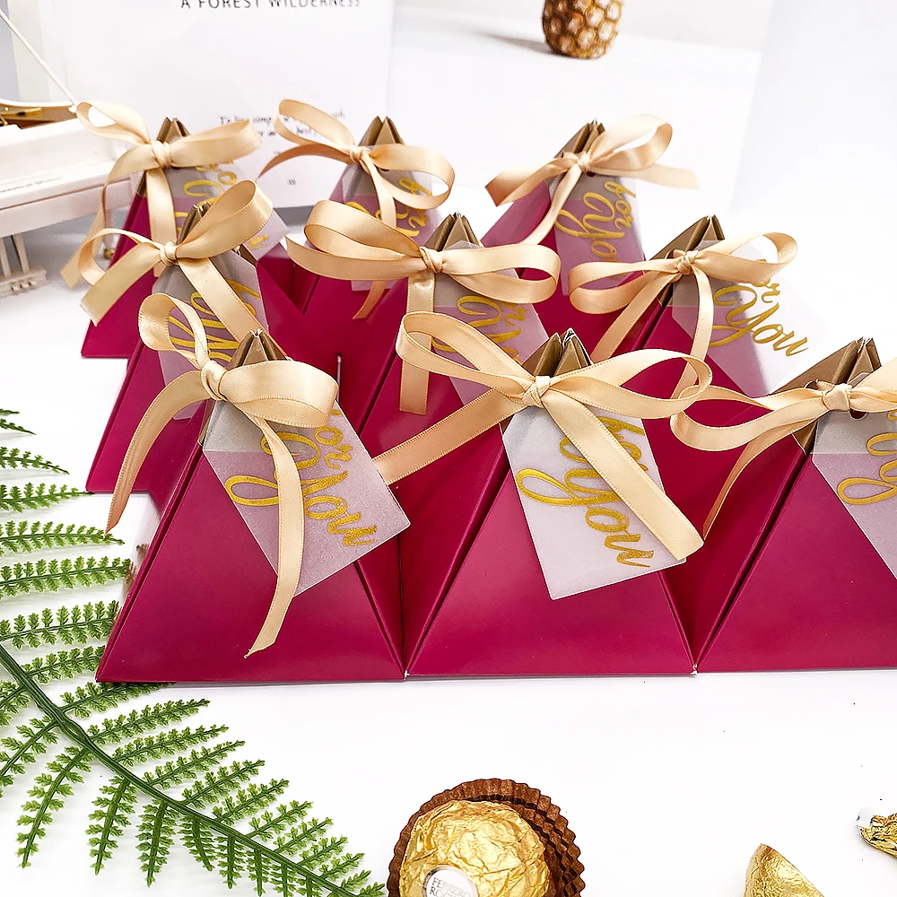 50 шт красная роза треугольная пирамида Милая коробка для сладостей Бумага