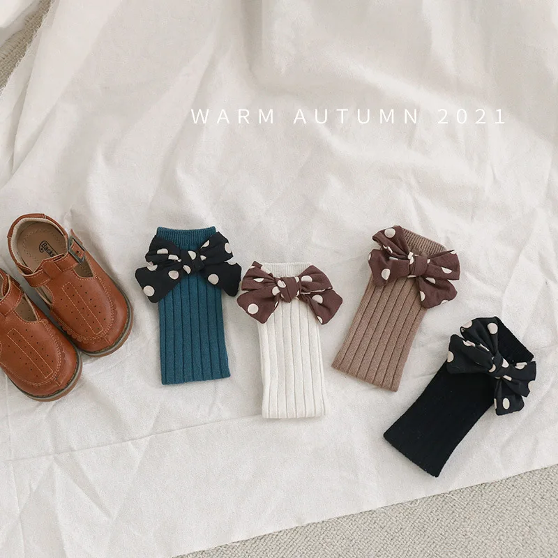 

INS Japanese Style Baby Girls Socks Rootless Middle Tube Cotton With Dot Bow Knot Children Clothing And Accessories 2021 New