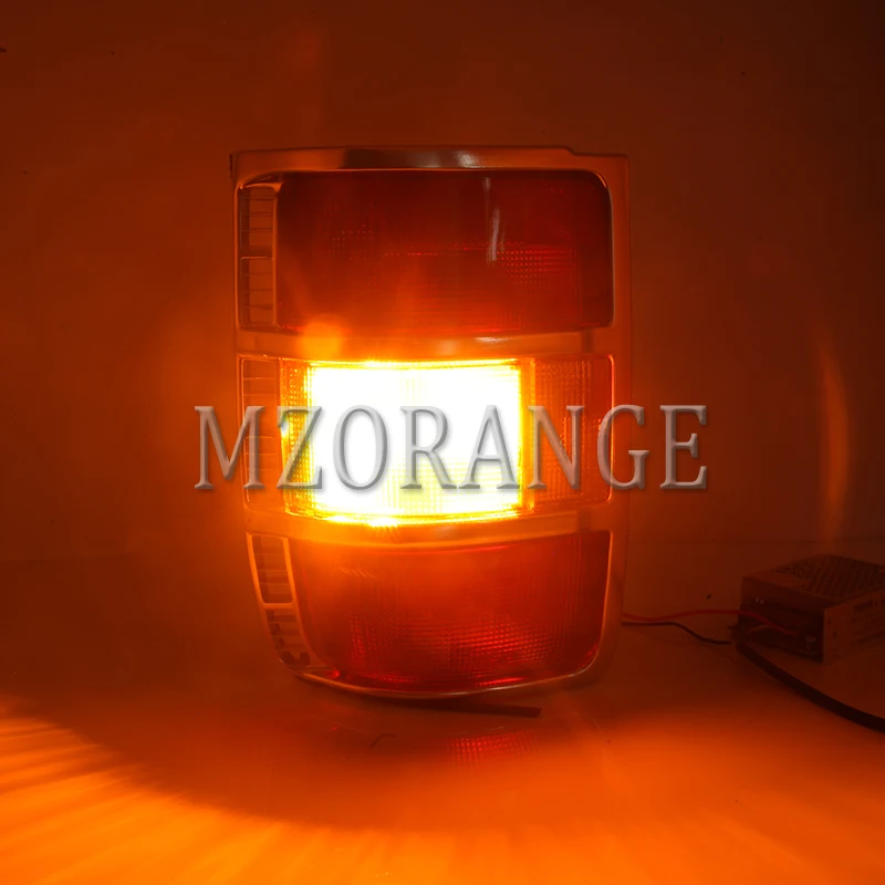 

MZORANGE Car Styling Chrome Tail Light with Bulb Rear Lamp Assembly MB831489 Tail Lamp For Mitsubishi Pajero / Montero 1991-1999