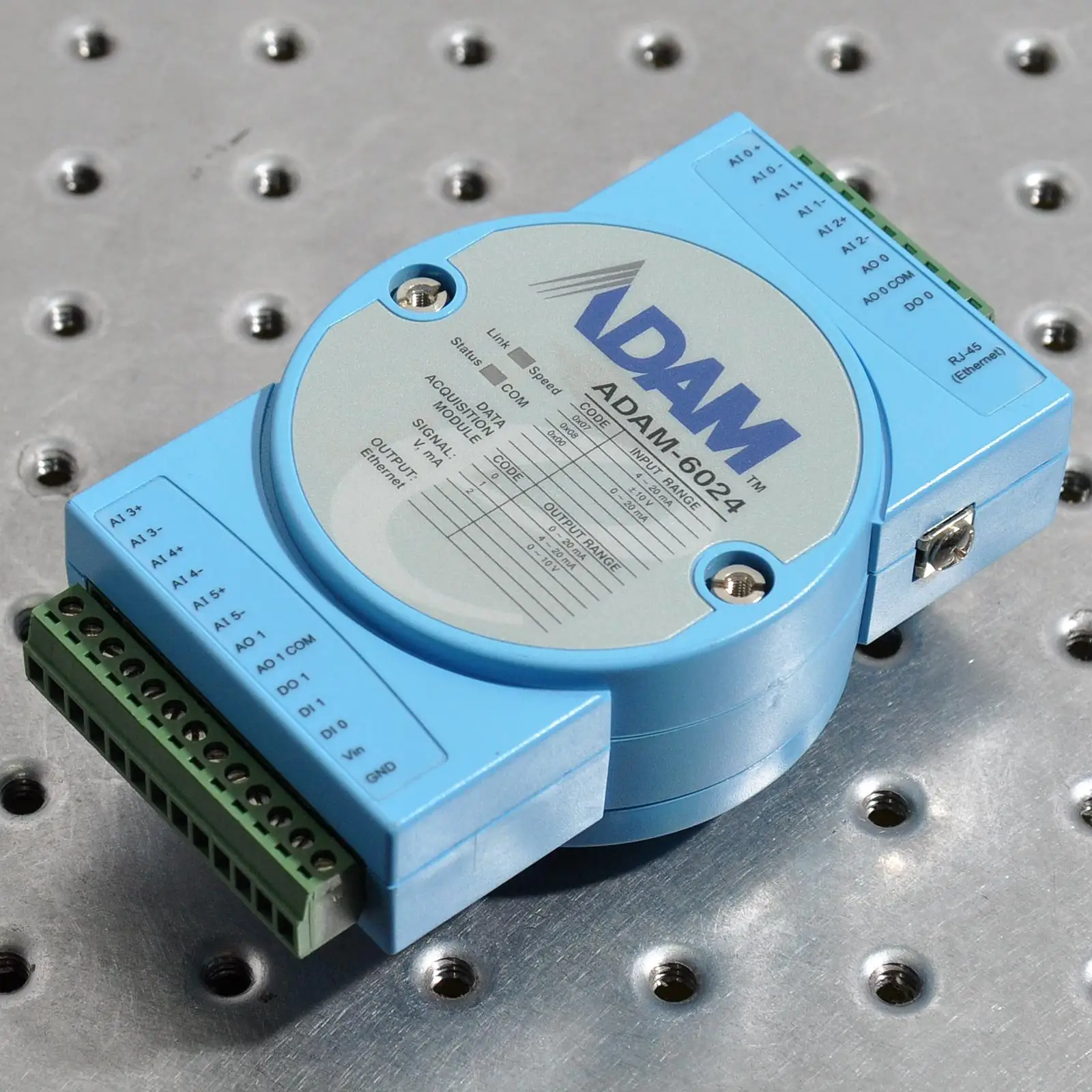

Advantech adam-6024 supports MODBUS's 12 channel isolated universal TCP module